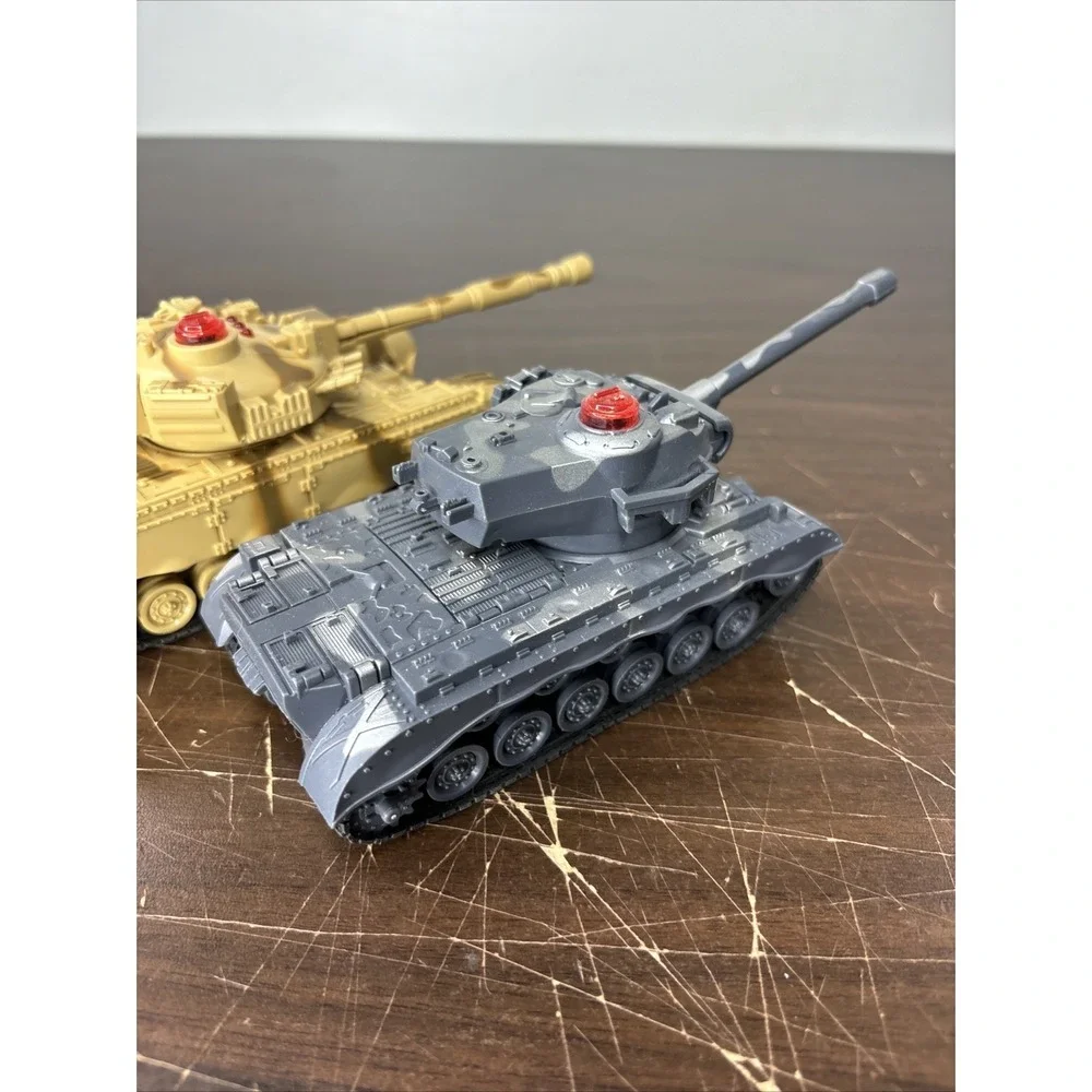 LOT OF‎ 2 RC TANKS TK-0523R PROPEL-UNTESTED-NO CONTROLLERS 8